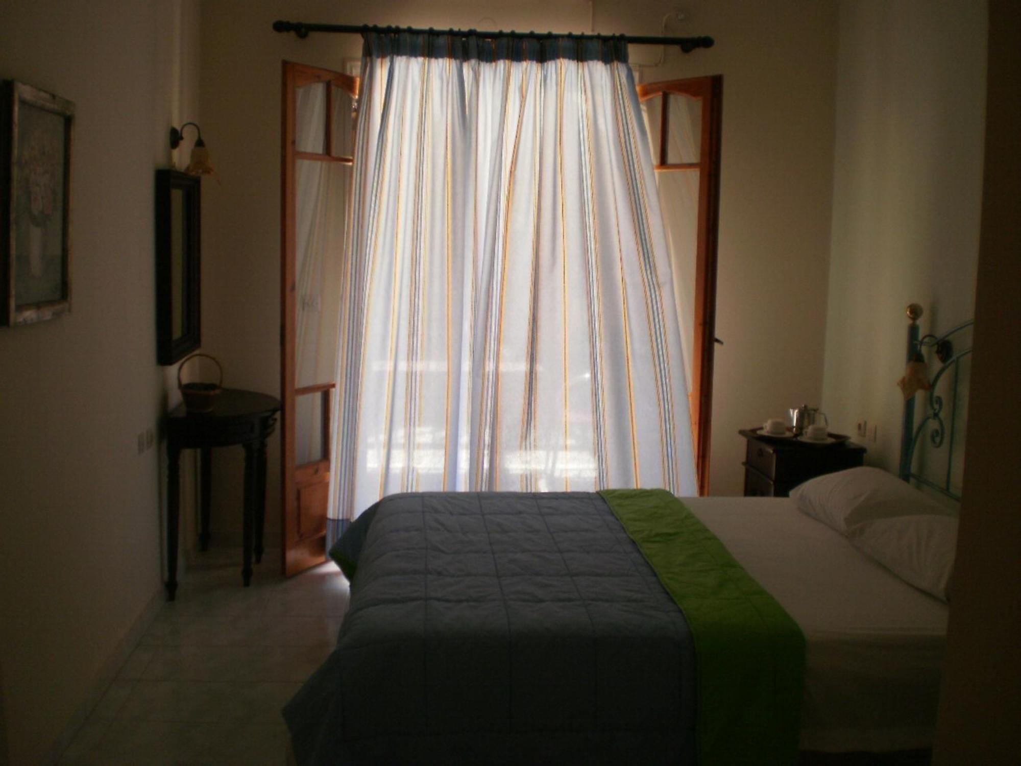 Loukas Inn Family Resort Keri ภายนอก รูปภาพ
