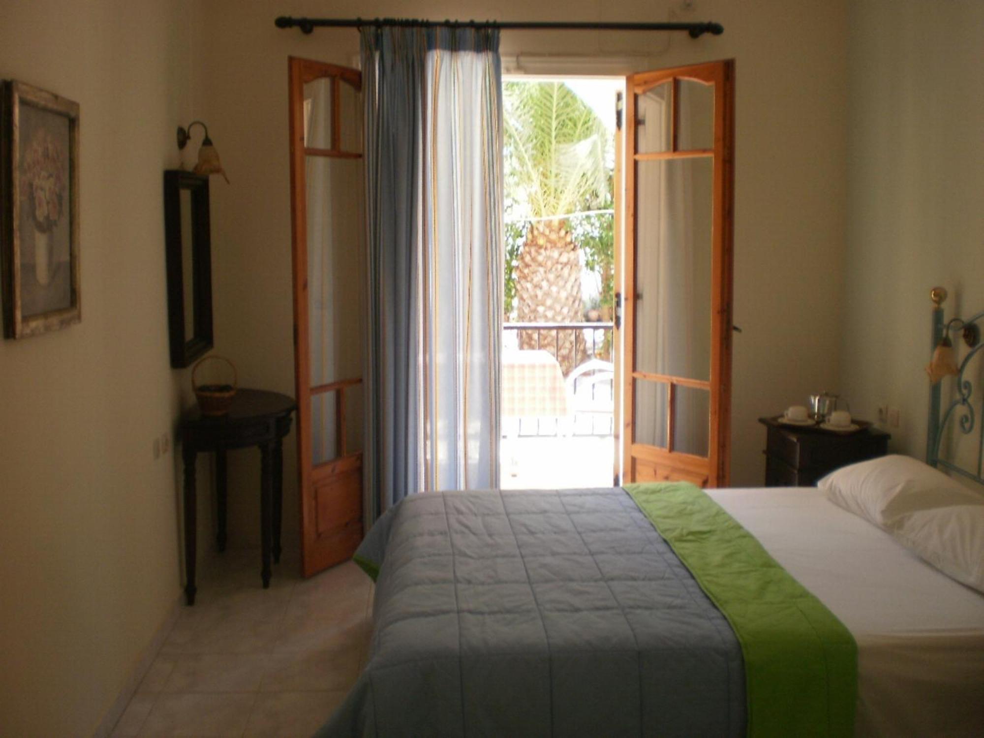Loukas Inn Family Resort Keri ห้อง รูปภาพ